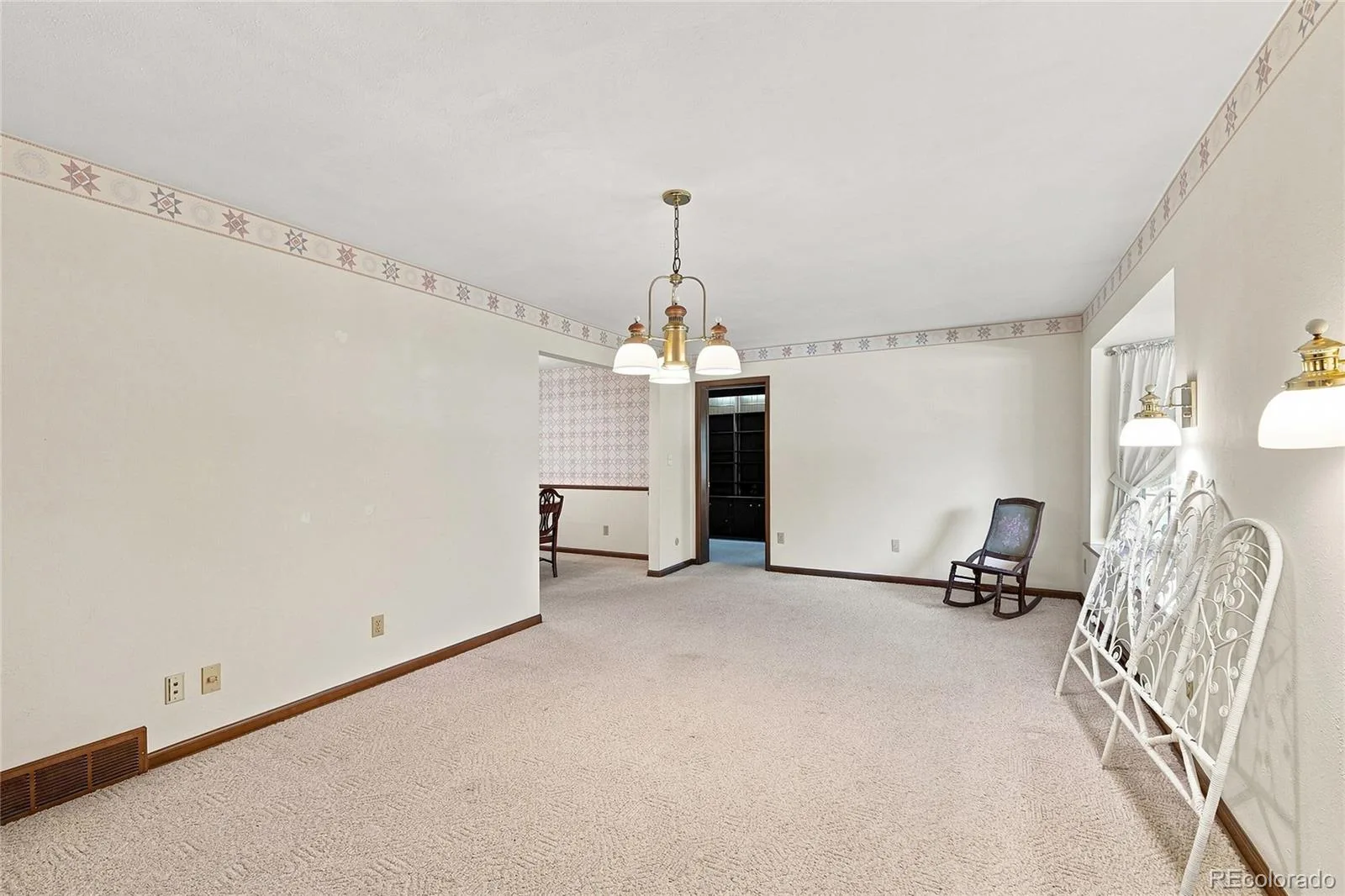 1460 S Macon Street Aurora CO 80012 | MLS #REC2834515 09232026084554 1600 8