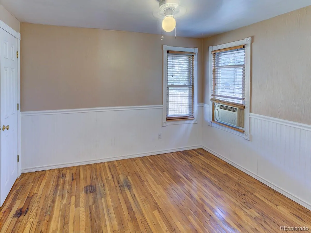4809 S Logan Street Englewood CO 80113 | MLS #REC2834995 07262026152403 1200 10