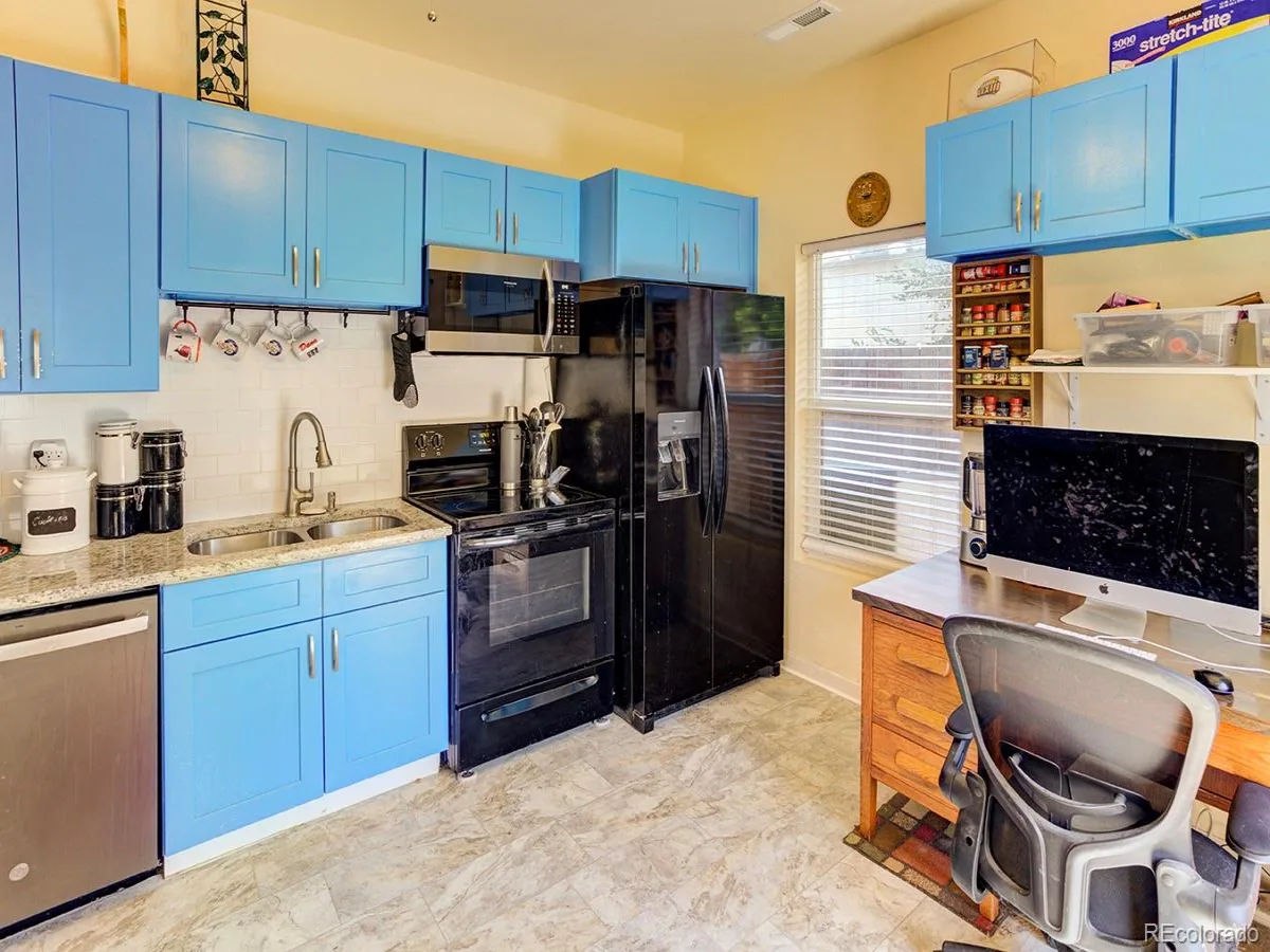 4809 S Logan Street Englewood CO 80113 | MLS #REC2834995 07262026152403 1200 17