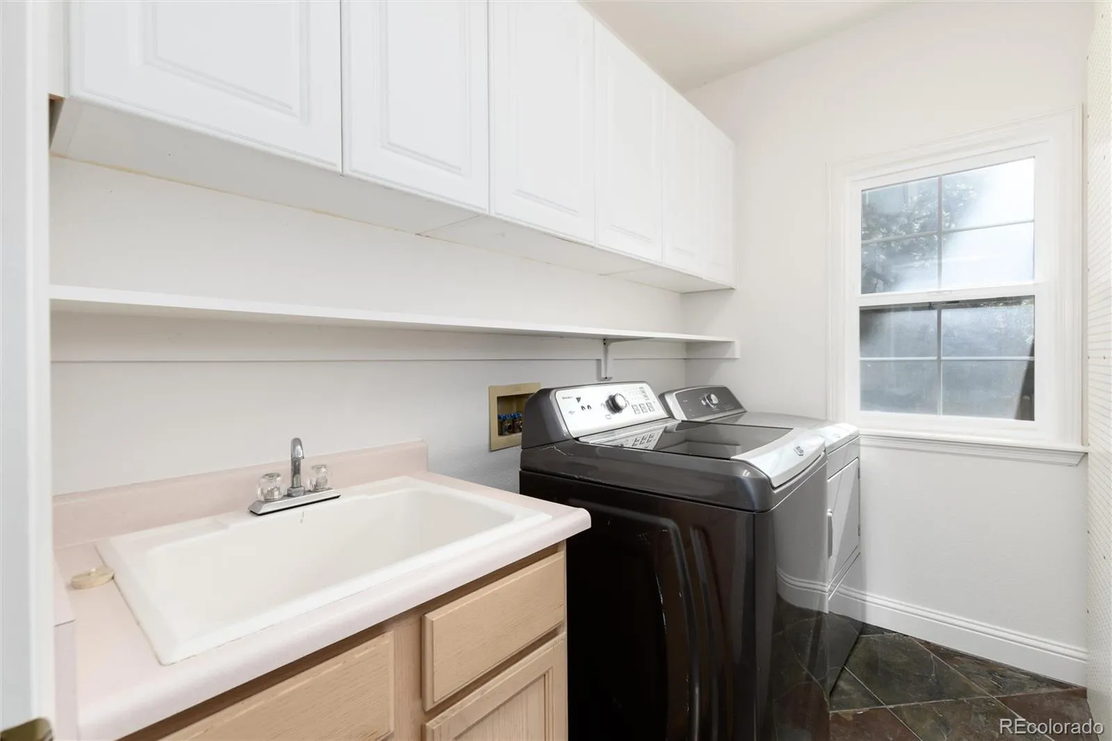 9758 Colinade Drive Lone Tree CO 80124 MLS #REC2838052 05152026194651 1600 14