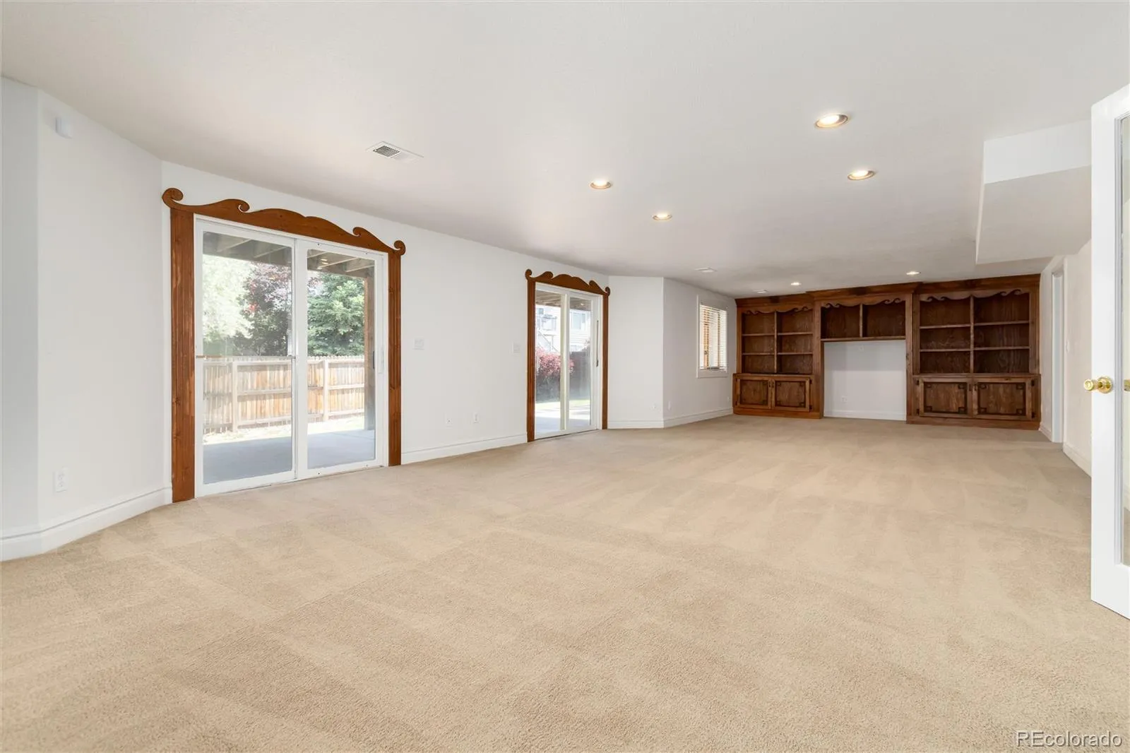 9758 Colinade Drive Lone Tree CO 80124 MLS #REC2838052 05152026194651 1600 29