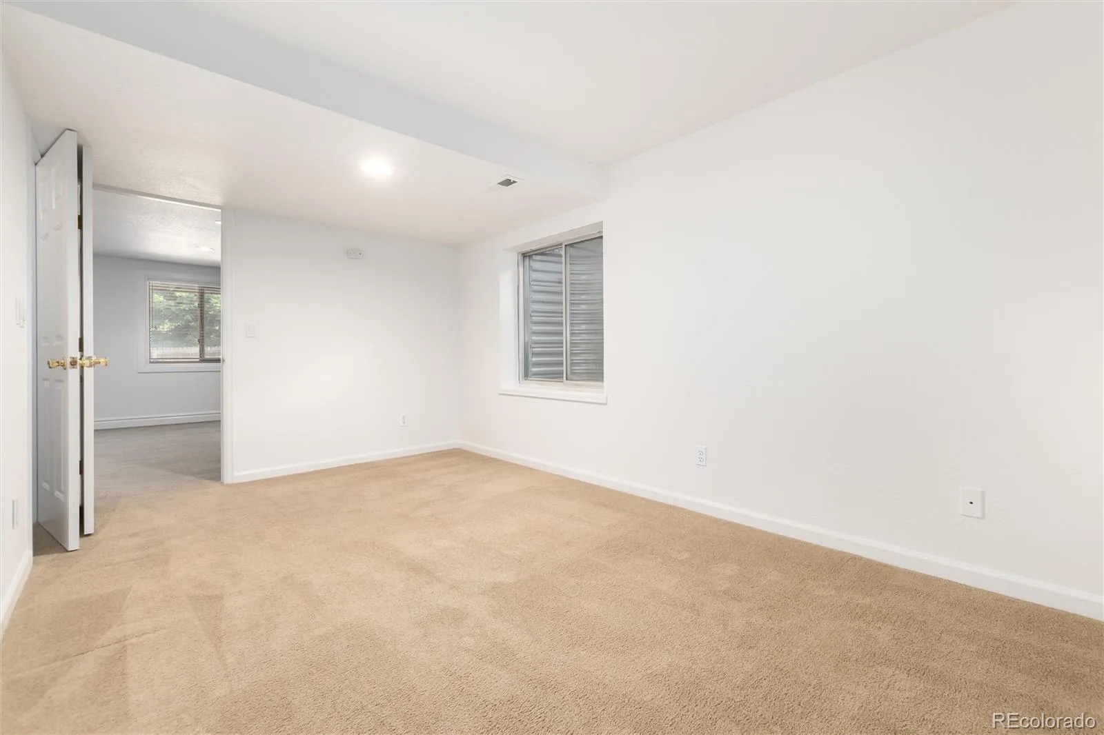 9758 Colinade Drive Lone Tree CO 80124 MLS #REC2838052 05152026194651 1600 33
