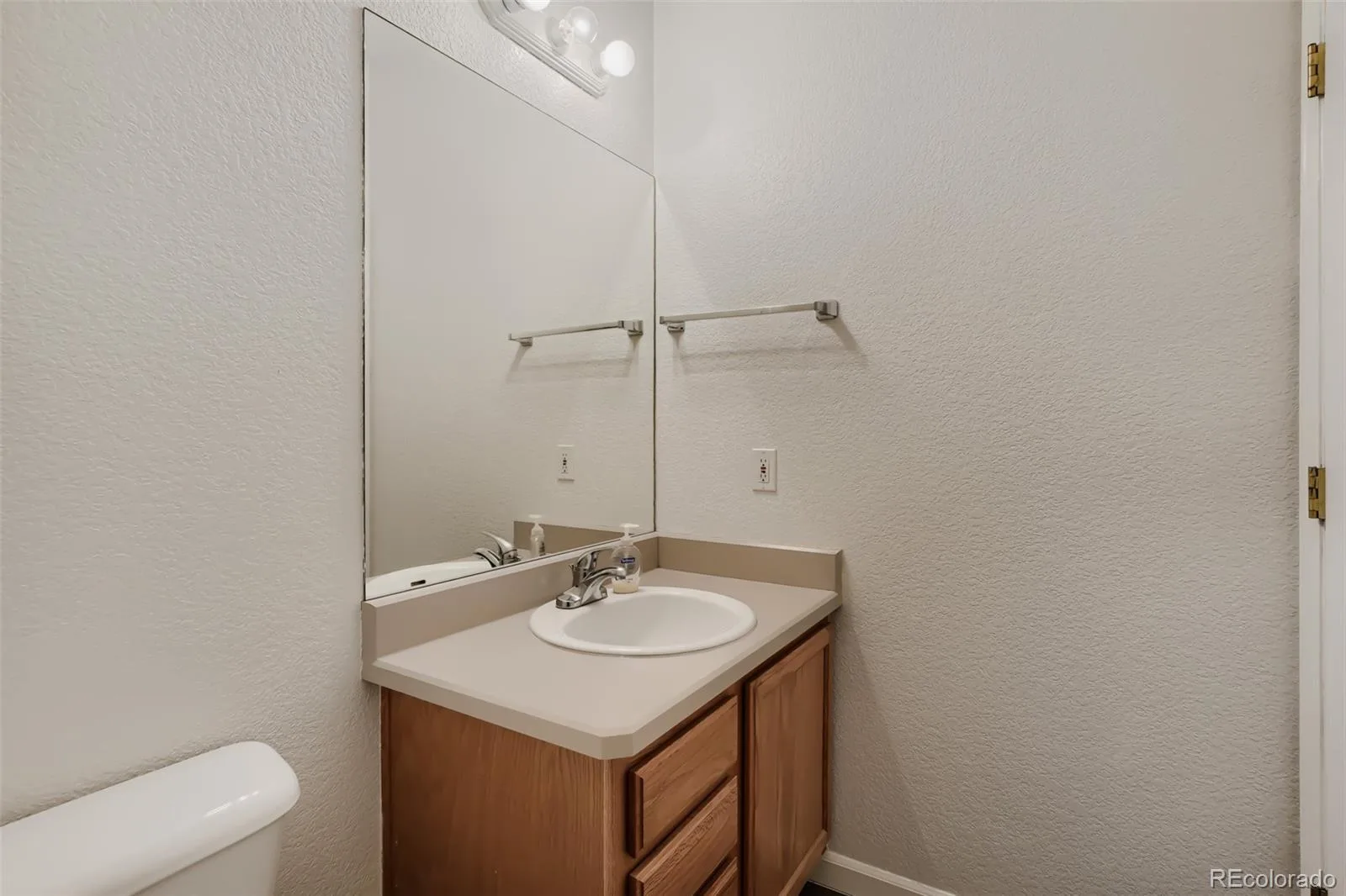 10375 W 41st Avenue Wheat Ridge CO 80033 | MLS #REC2838353 06052026032231 1600 19