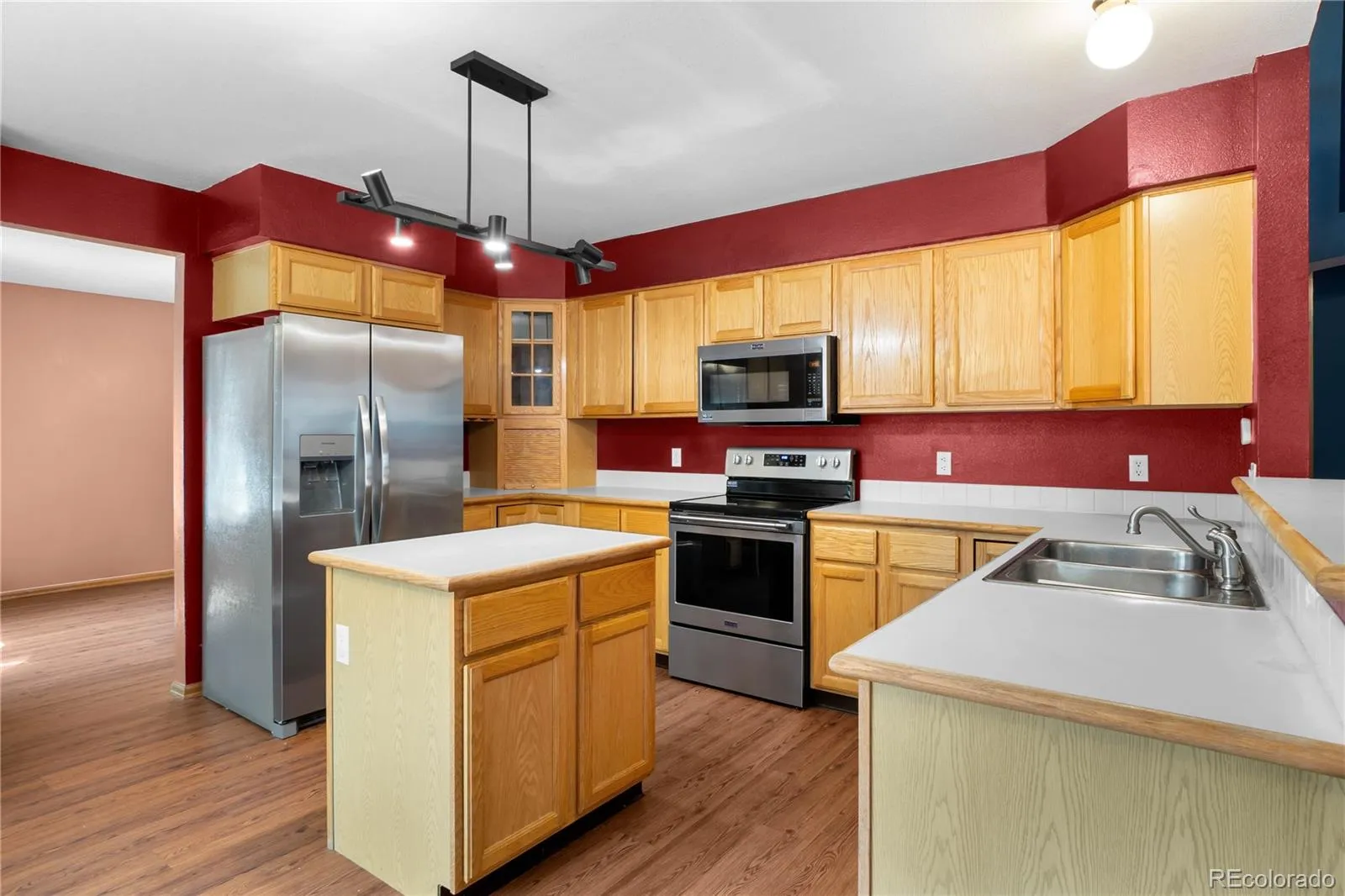 19062 E Chenango Circle Aurora CO 80015 MLS #REC2839579 05212026145233 1600 12