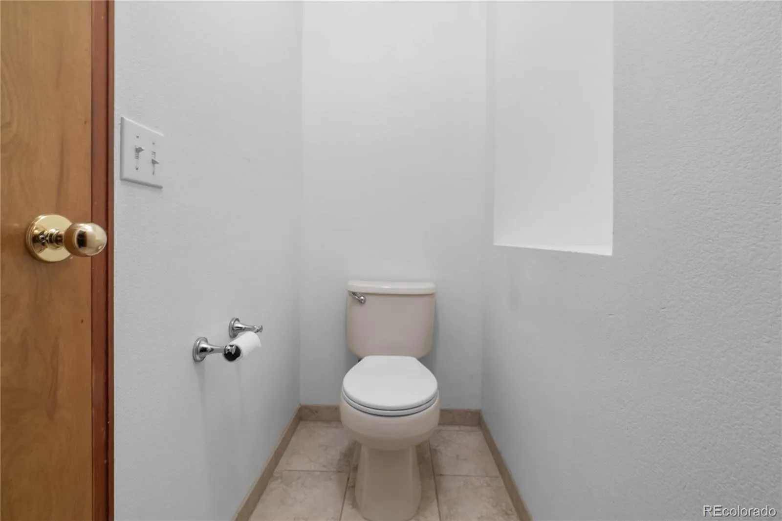 19062 E Chenango Circle Aurora CO 80015 MLS #REC2839579 05212026145233 1600 25