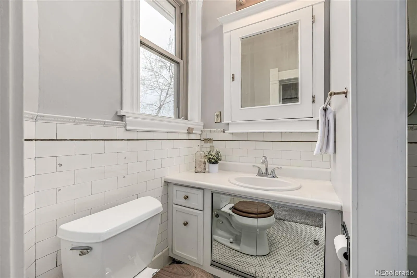 04082026191042 1600 21