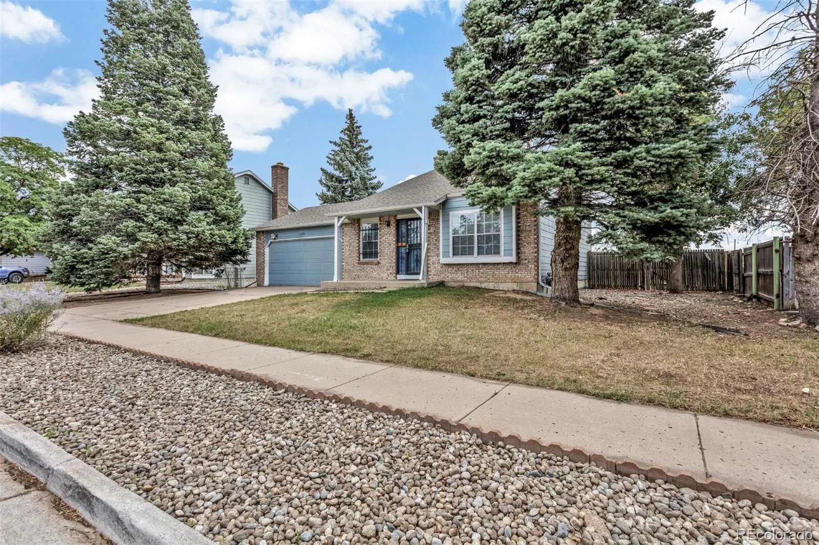 15084 E Andrews E Drive Denver CO 80239 | MLS #REC2842521 09232026084505 1600 1