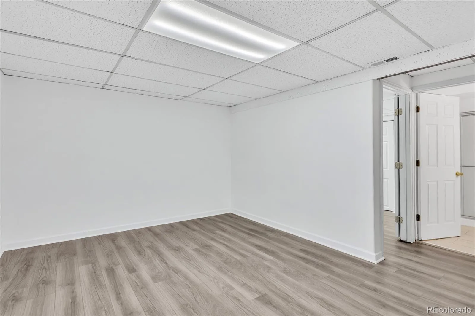15084 E Andrews E Drive Denver CO 80239 | MLS #REC2842521 09232026084505 1600 16