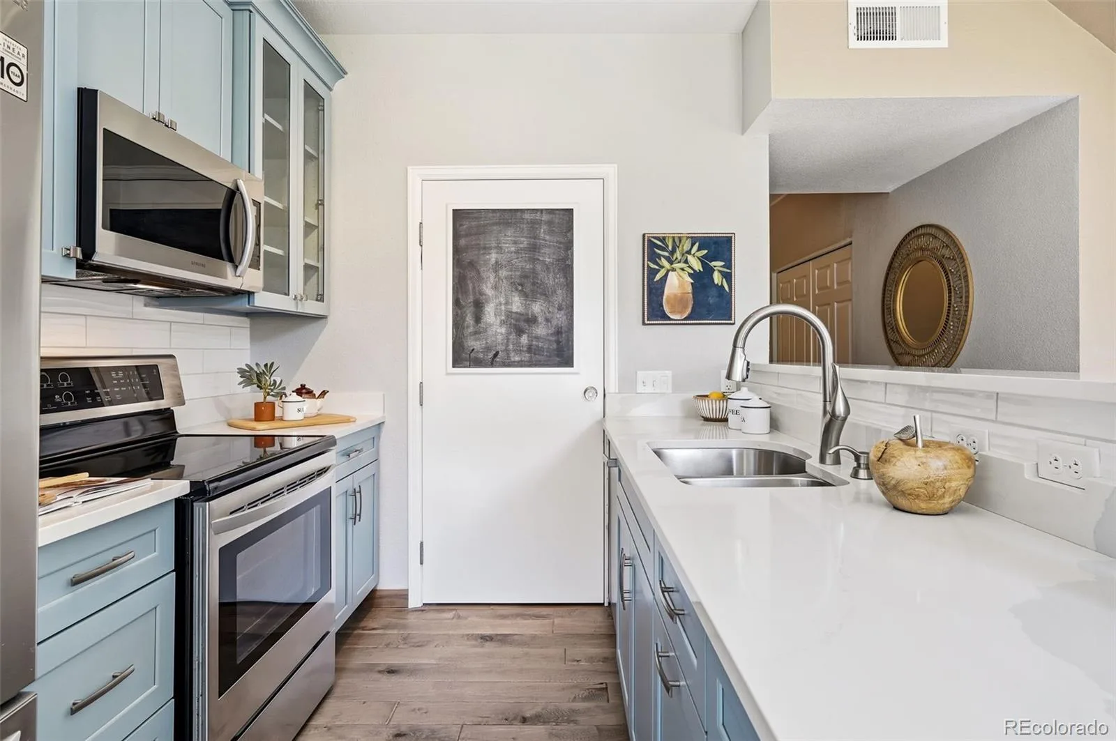 837 E 17th Avenue #3E Denver CO 80218 MLS #REC2844557 06292026202949 1600 8