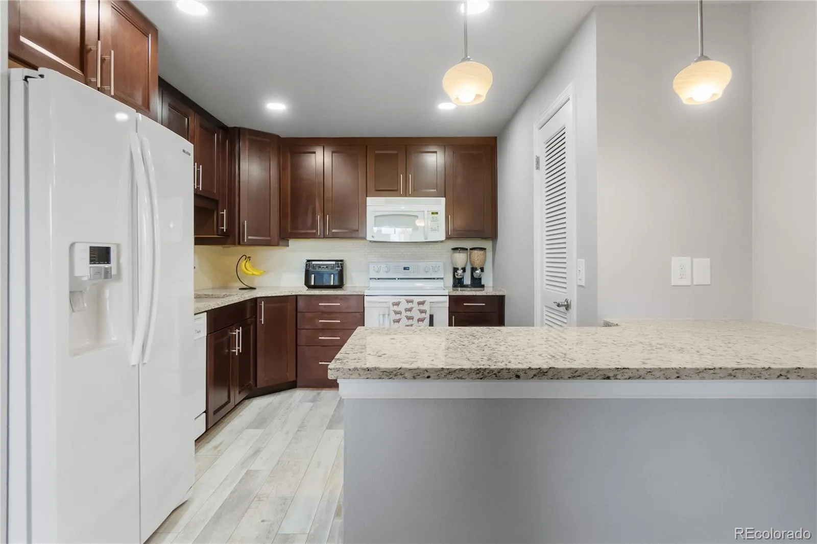 13950 E Oxford Place #B204 Aurora CO 80014 | MLS #REC2847972 08072026000656 1600 17