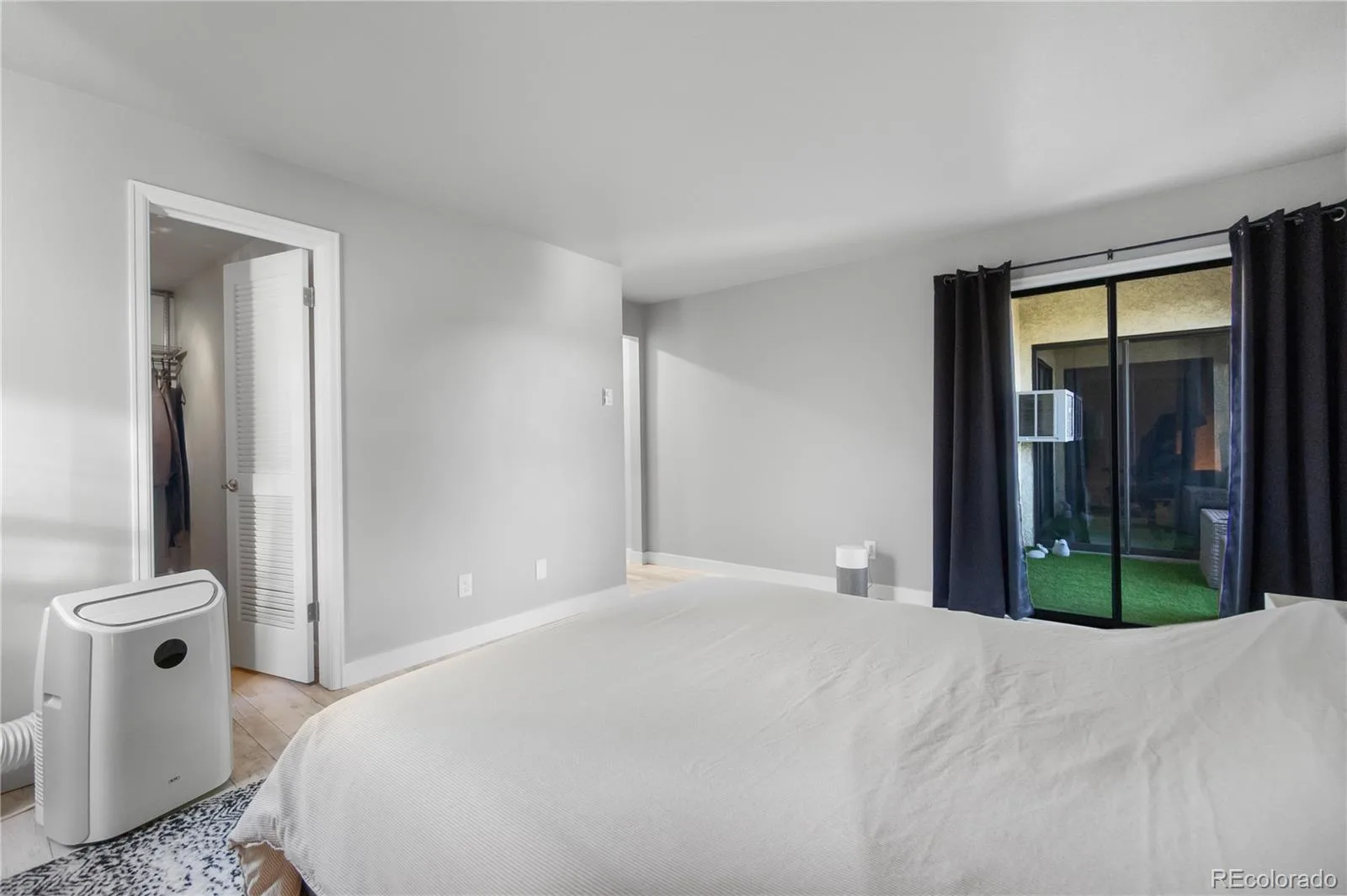 13950 E Oxford Place #B204 Aurora CO 80014 | MLS #REC2847972 08072026000656 1600 25