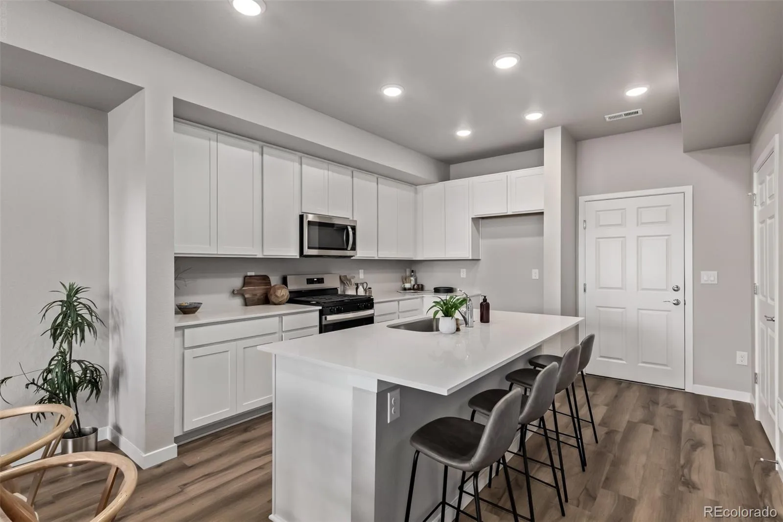 2887 E 103rd Drive Thornton CO 80229 | MLS #REC2849038 07222026163622 1600 12