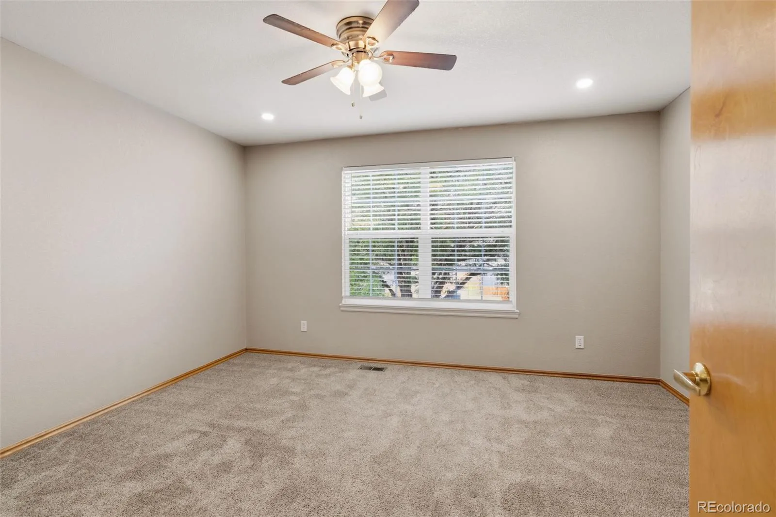 9608 Humboldt Street Thornton CO 80229 | MLS #REC2850507 08052026154411 1600 22