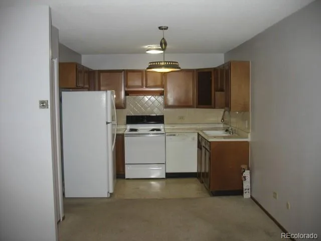 9150 E Center E Avenue #6B #53 Denver CO 80247 | MLS #REC2850750 06082026231544 640 5