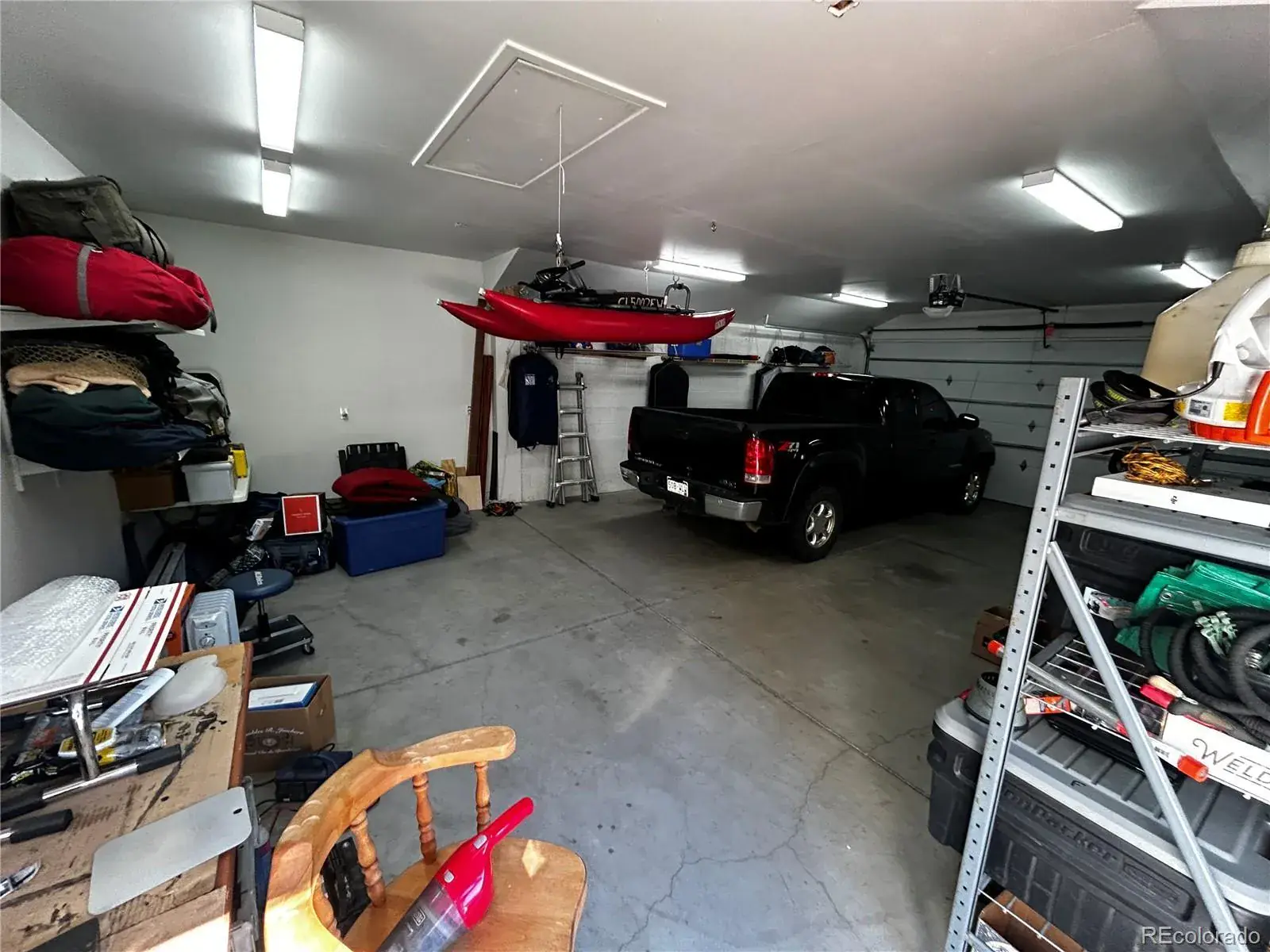 10252025170243 1600 19