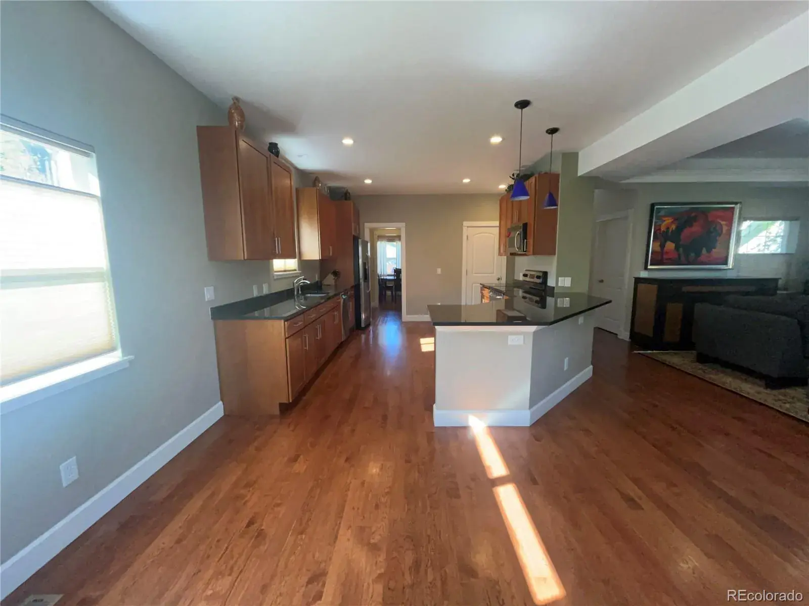 10252025170243 1600 4