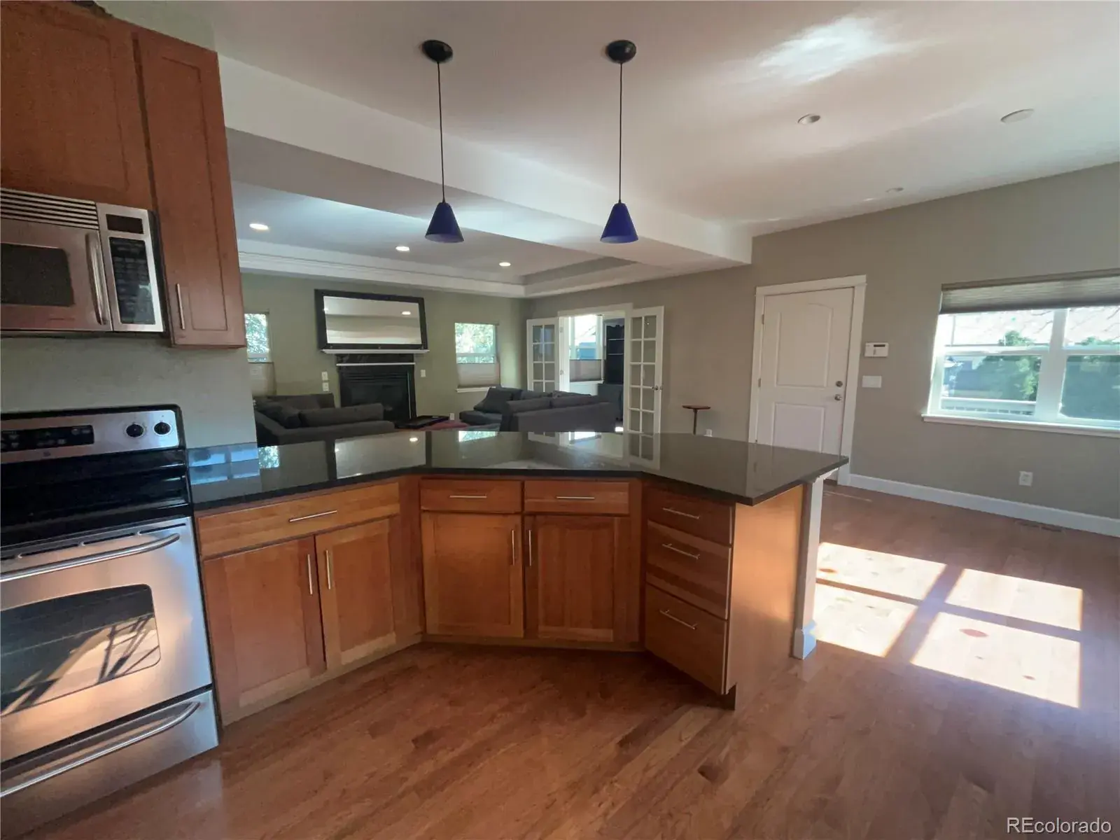 10252025170243 1600 5