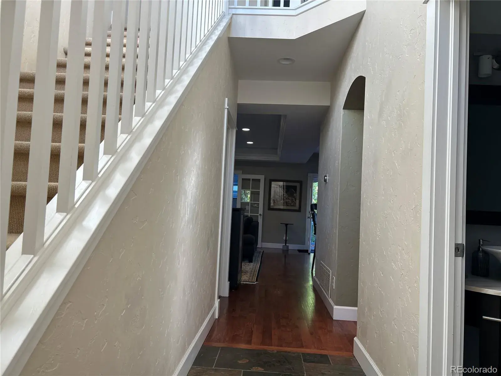 10252025170243 1600 9