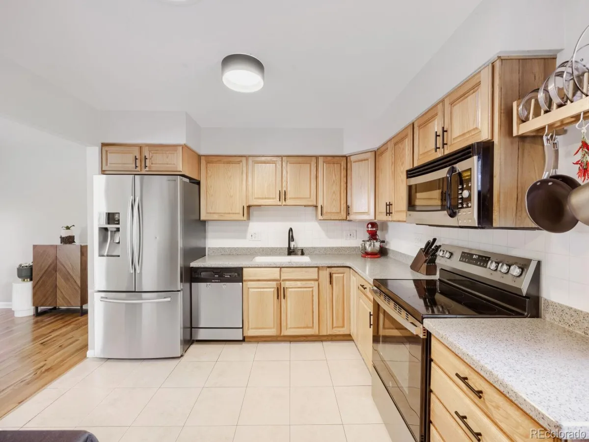 7351 W Alabama Drive Lakewood CO 80232 | MLS #REC2855215 10162026141107 1200 10
