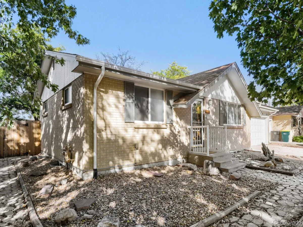 7351 W Alabama Drive Lakewood CO 80232 | MLS #REC2855215 10162026141107 1200 2