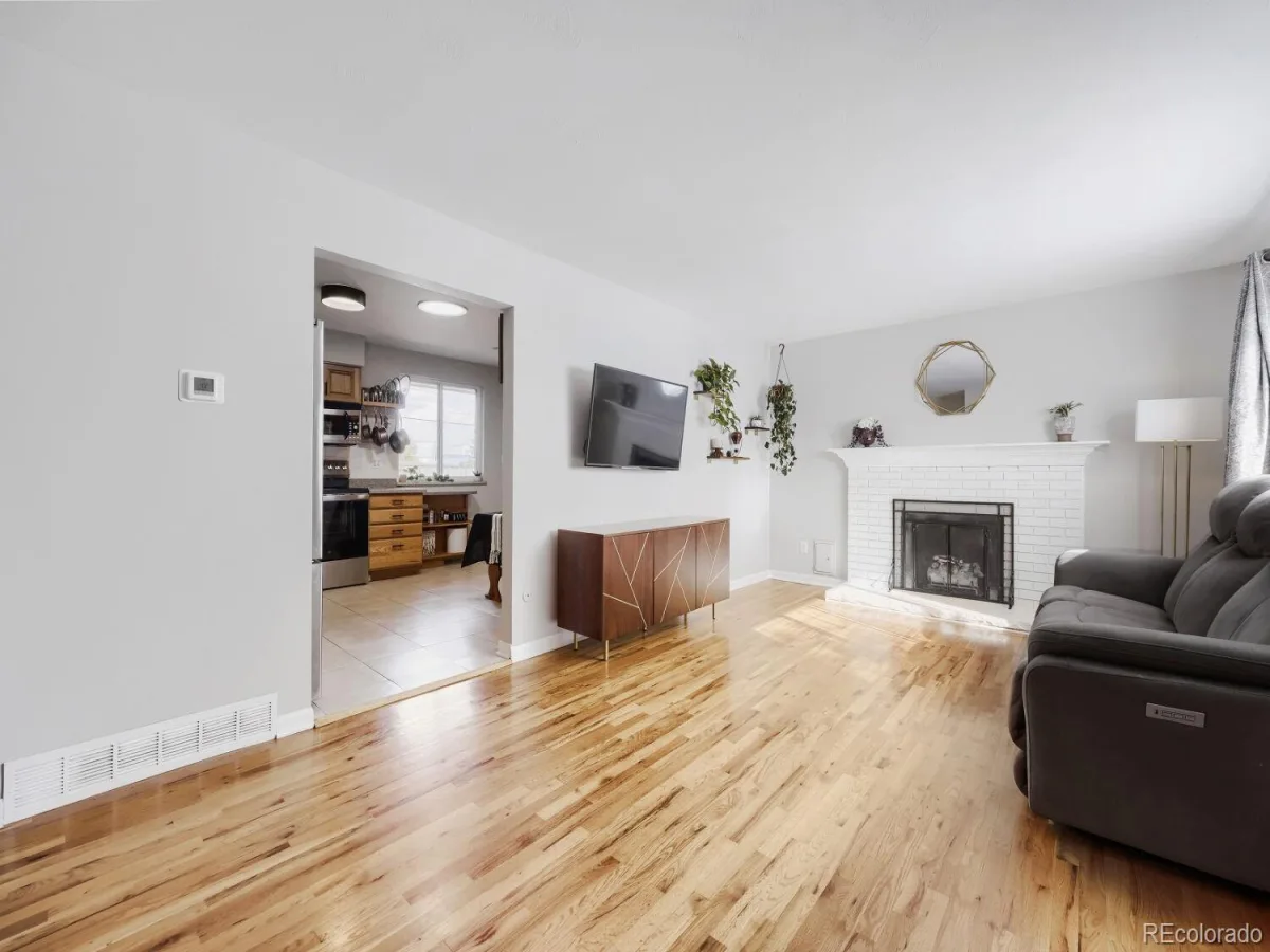 7351 W Alabama Drive Lakewood CO 80232 | MLS #REC2855215 10162026141107 1200 3