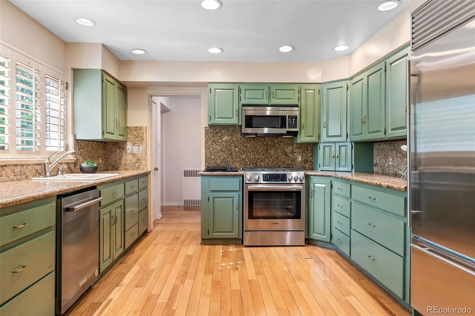 333 Jersey Street Denver CO 80220 MLS #REC2856594 05232026092621 1600 12