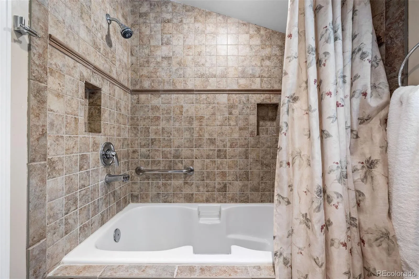 333 Jersey Street Denver CO 80220 MLS #REC2856594 05232026092621 1600 30