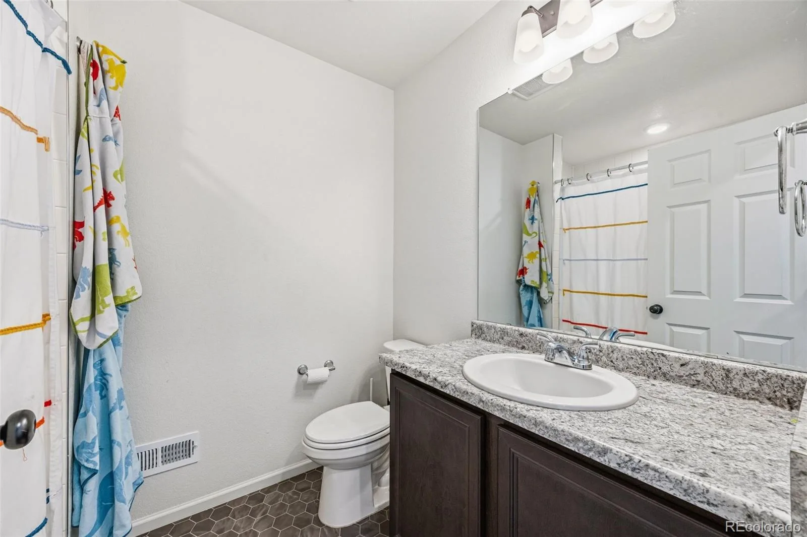 1077 Magnolia Street Erie CO 80516 | MLS #REC2857275 08282026003044 1600 22