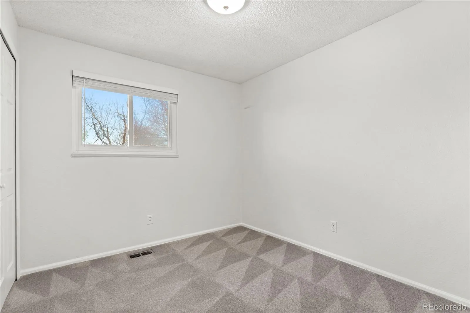 04062026162057 1600 16