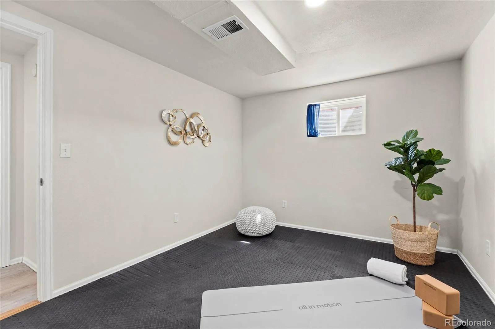 04062026162057 1600 20