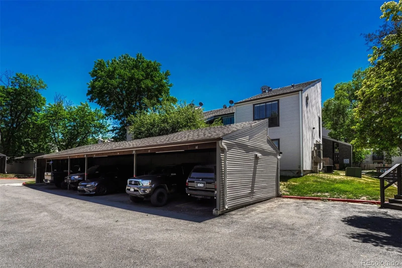 3550 S Harlan Street #174 #21 Denver CO 80235 | MLS #REC2861776 07172026201732 1600 32