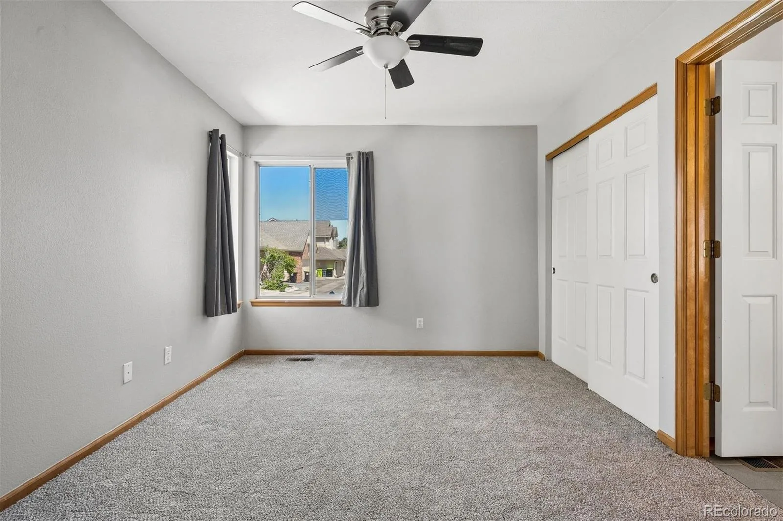 2166 S Troy Way Aurora CO 80014 MLS #REC2863022 06102026090032 1600 17
