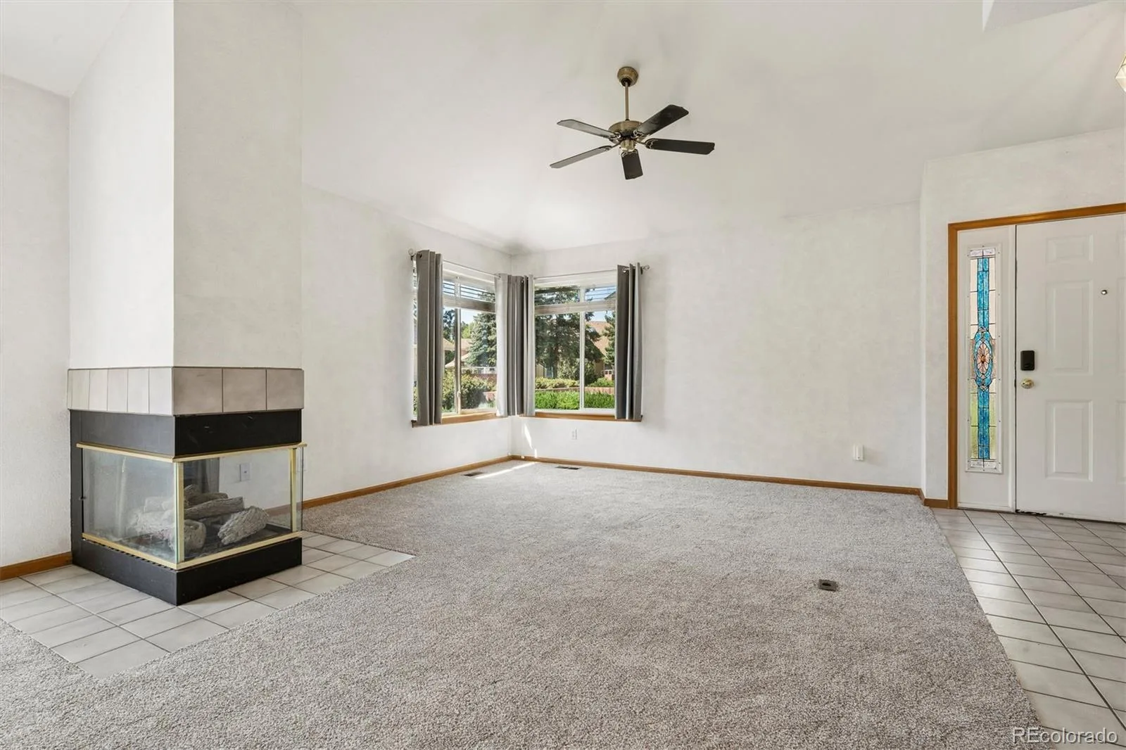 2166 S Troy Way Aurora CO 80014 MLS #REC2863022 06102026090032 1600 2