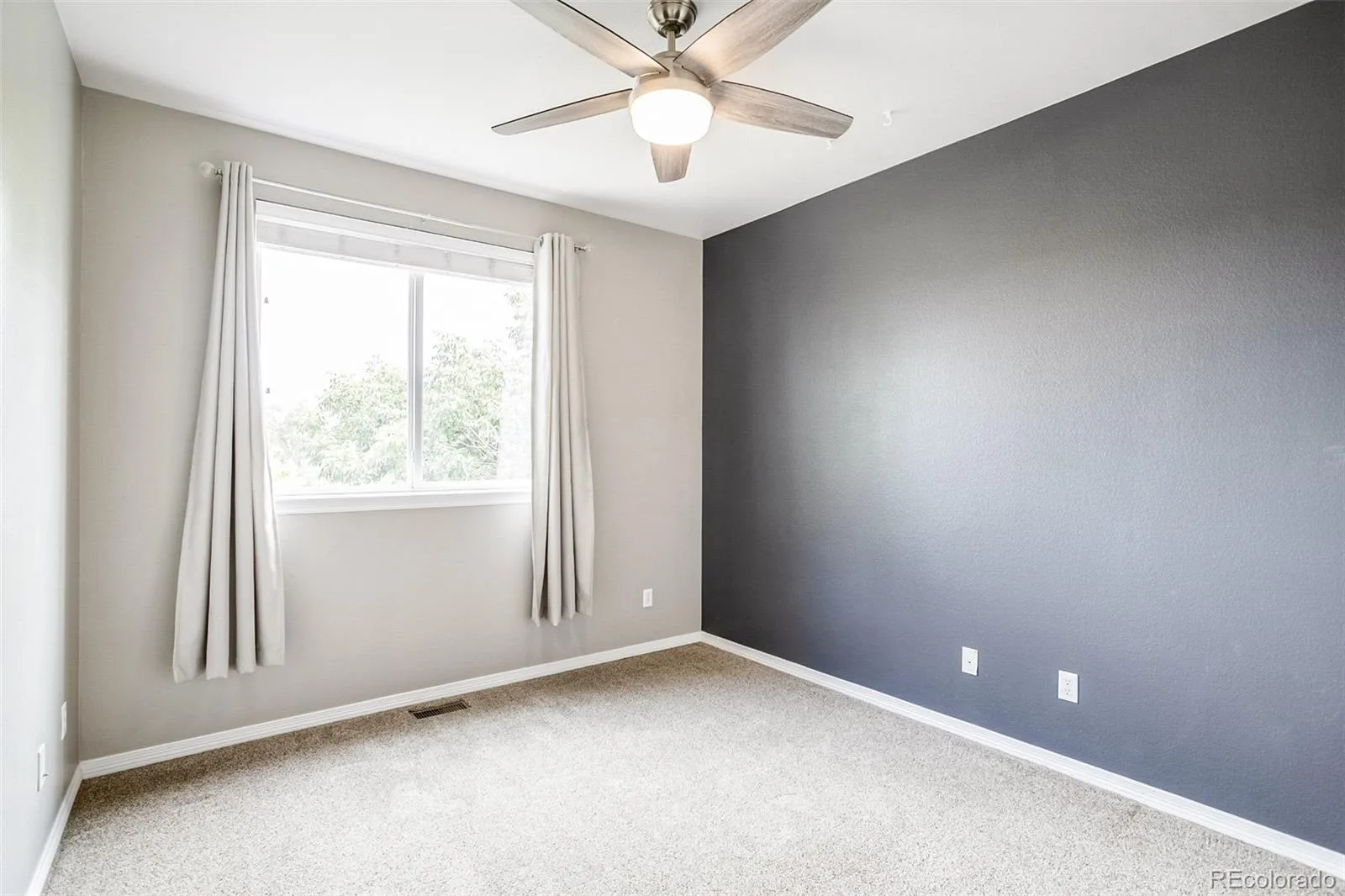 1770 S Poplar Street Denver CO 80224 | MLS #REC2864934 09232026184440 1600 33