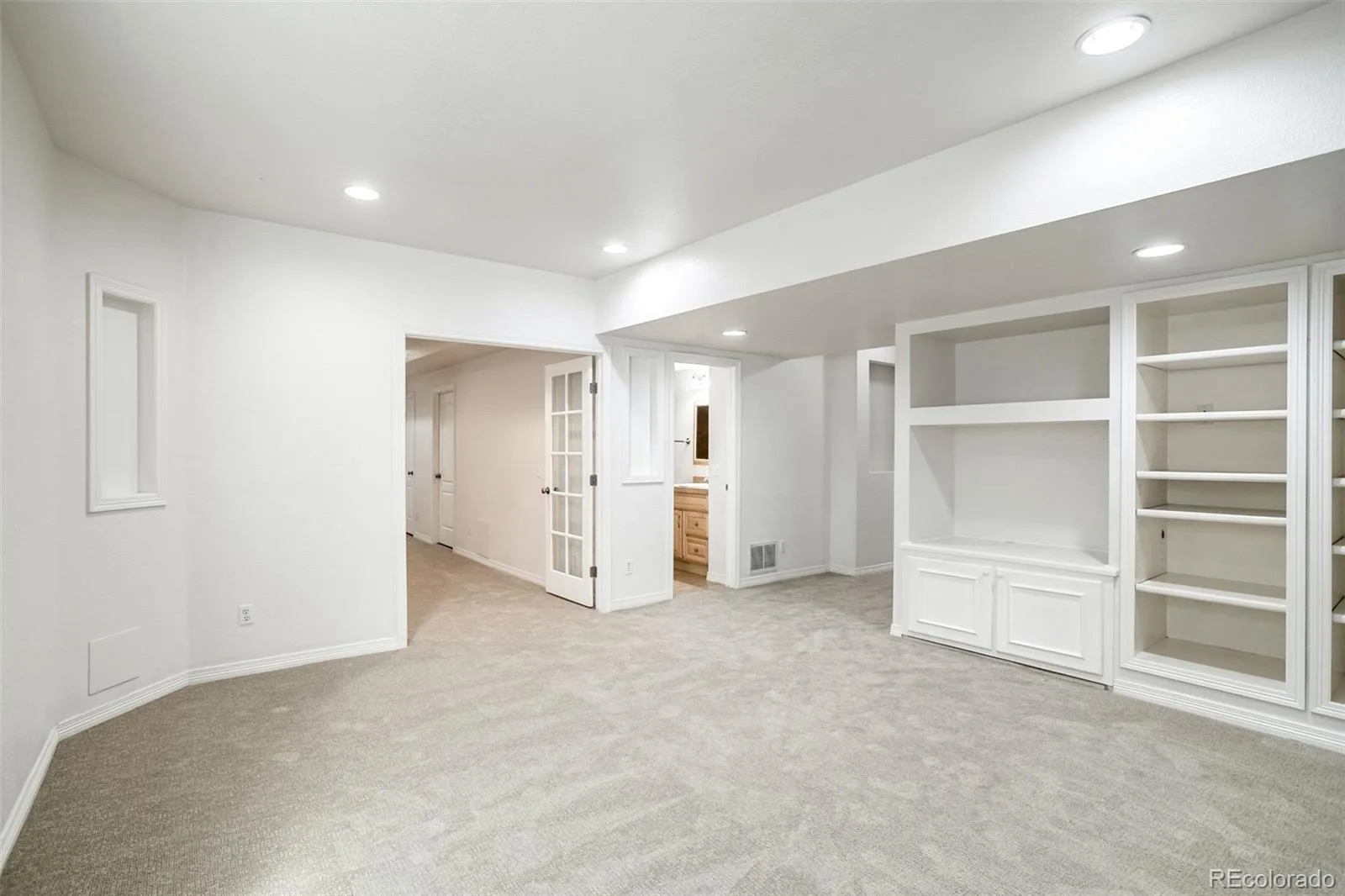 1770 S Poplar Street Denver CO 80224 | MLS #REC2864934 09232026184440 1600 36