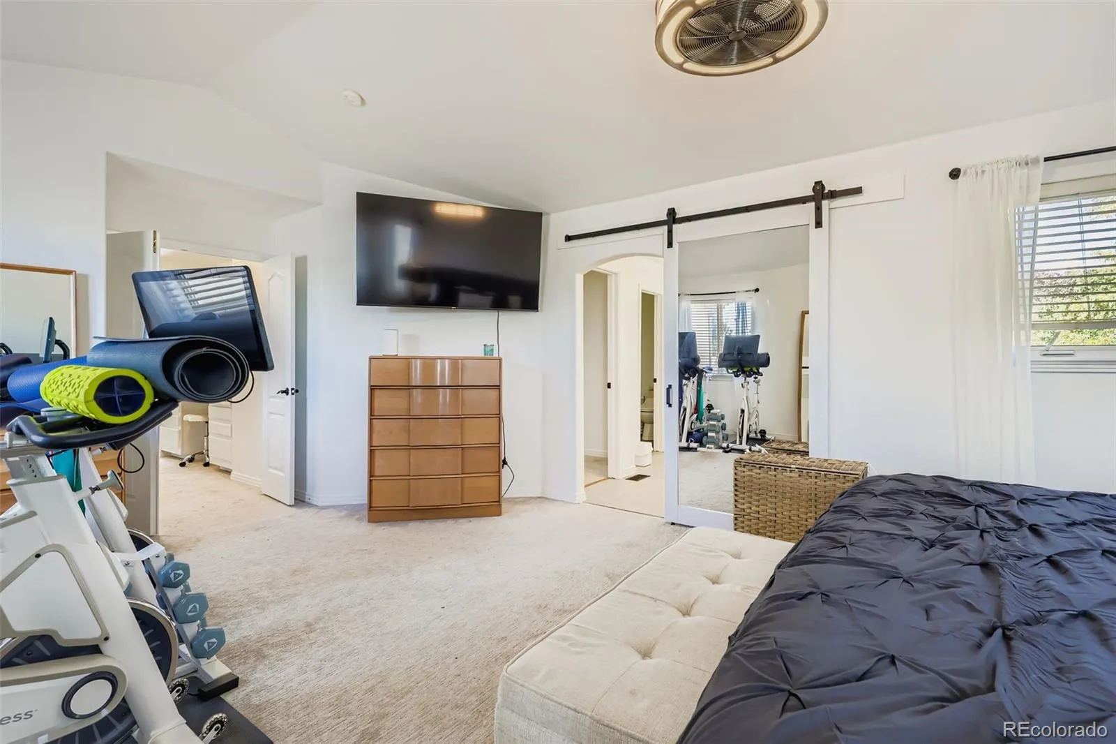 04202026202437 1600 24