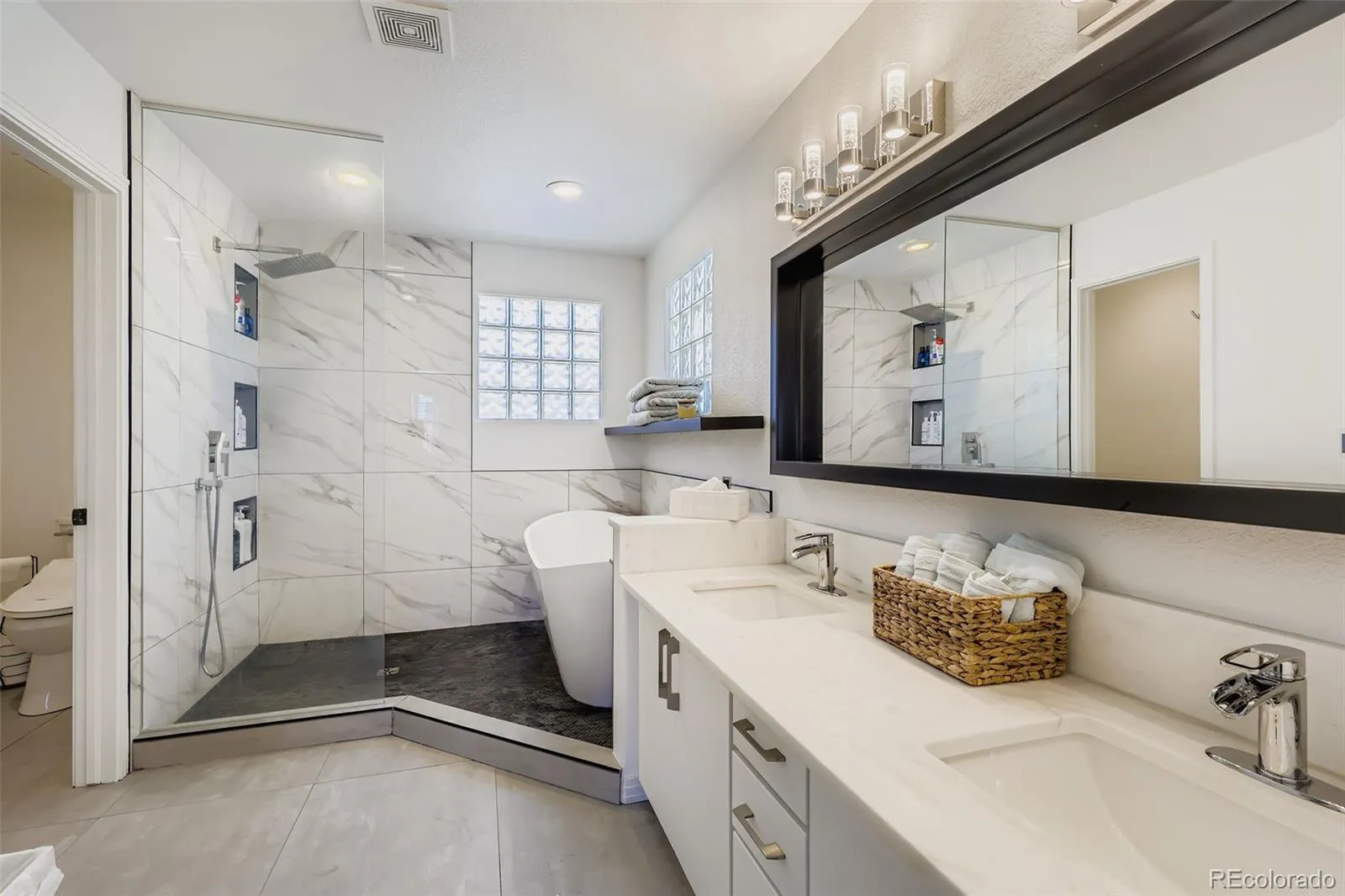 04202026202437 1600 26