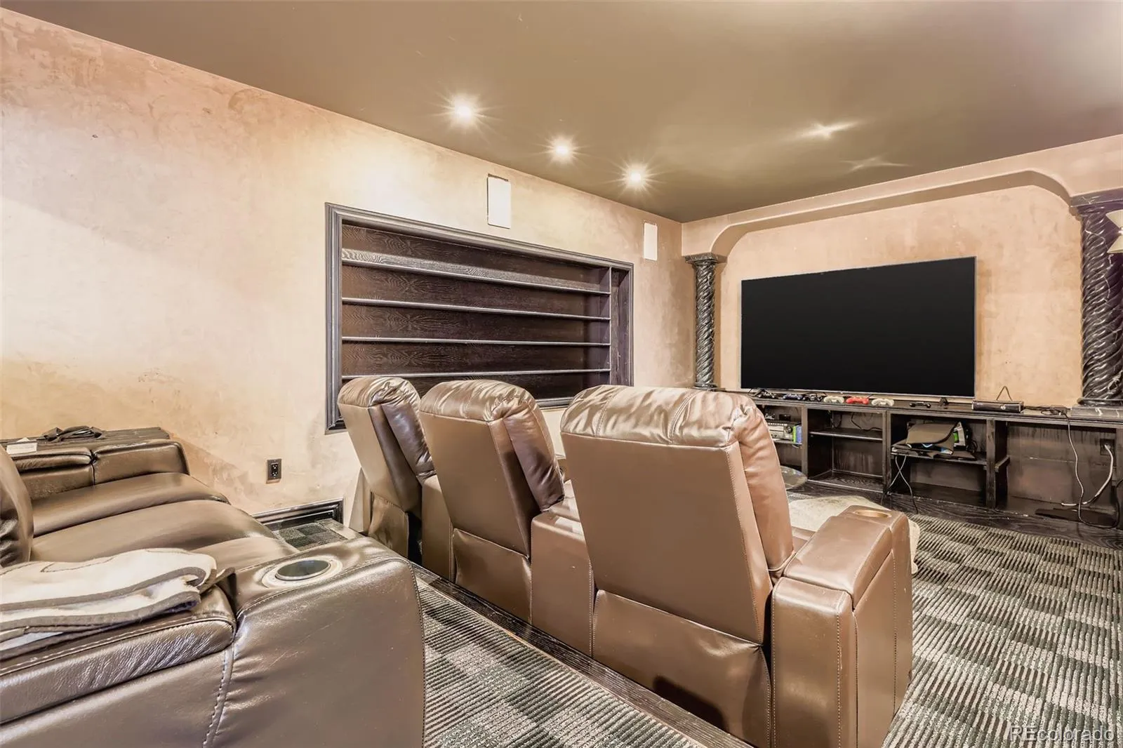 04202026202437 1600 40