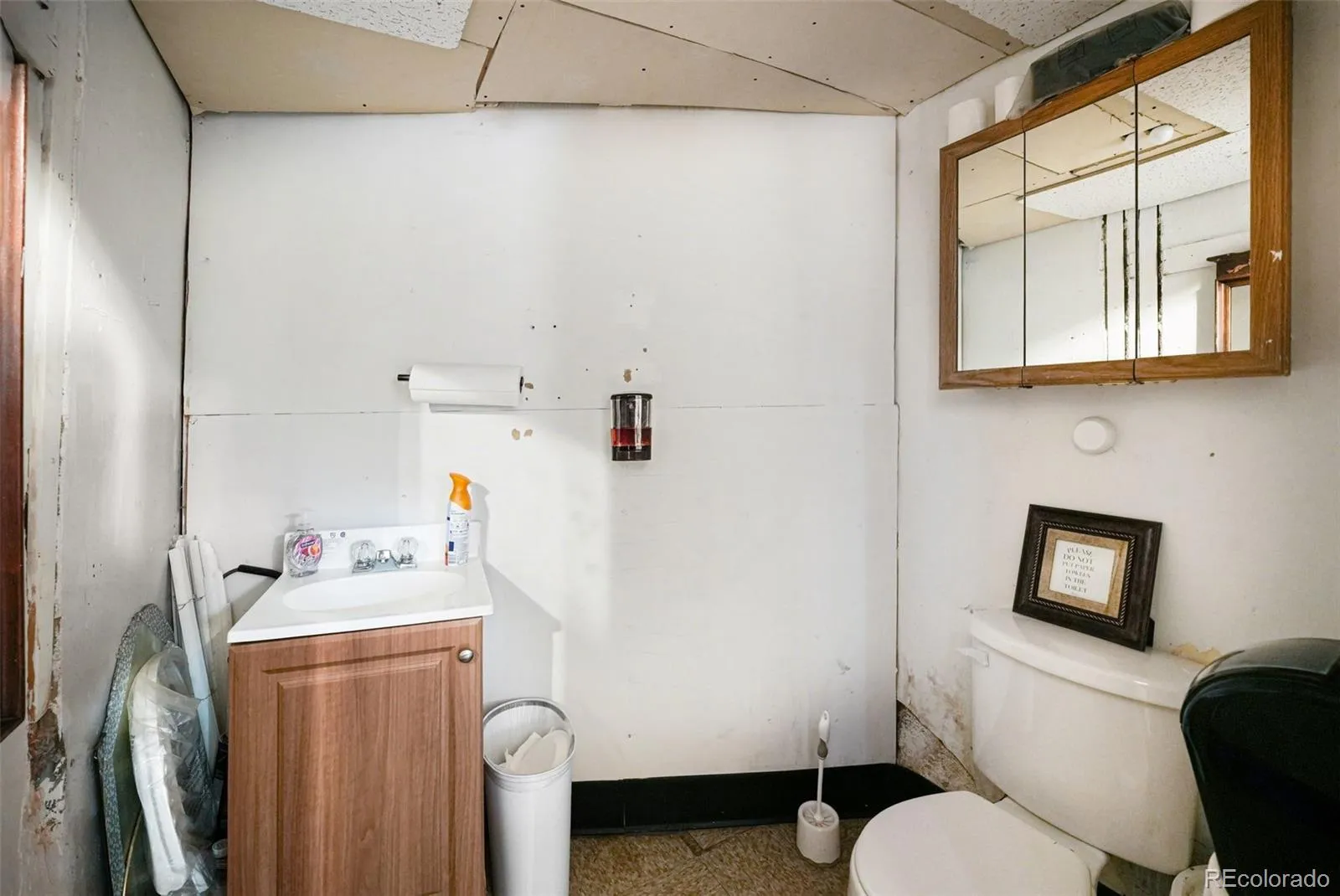 04122026203551 1600 16