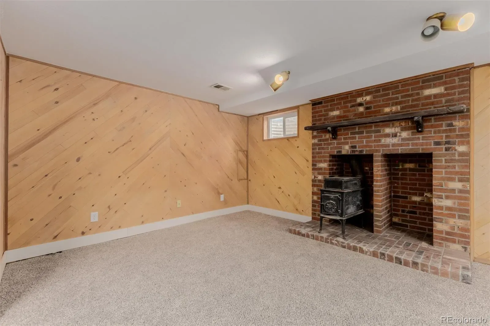 03252026170813 1600 23