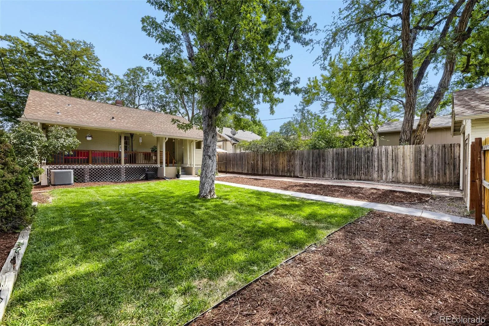 3221 S Grant Street Englewood CO 80113 | MLS #REC2868696 09232026084106 1600 25