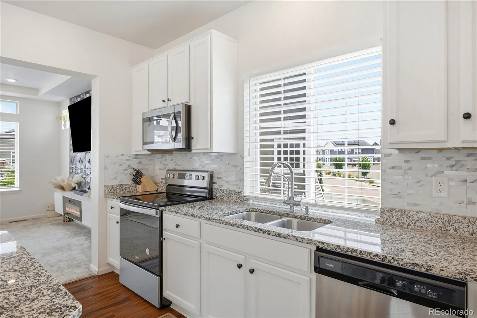 4003 N Quatar Court Aurora CO 80019 | MLS #REC2869753 07252026005514 1600 14