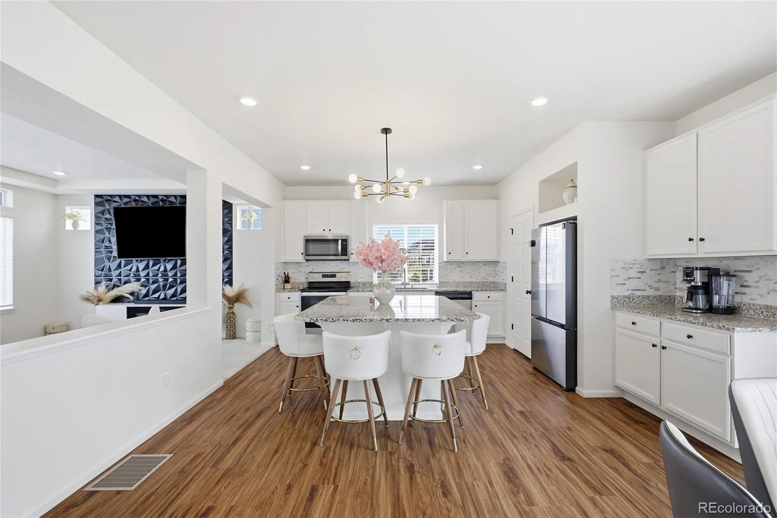 4003 N Quatar Court Aurora CO 80019 | MLS #REC2869753 07252026005514 1600 15