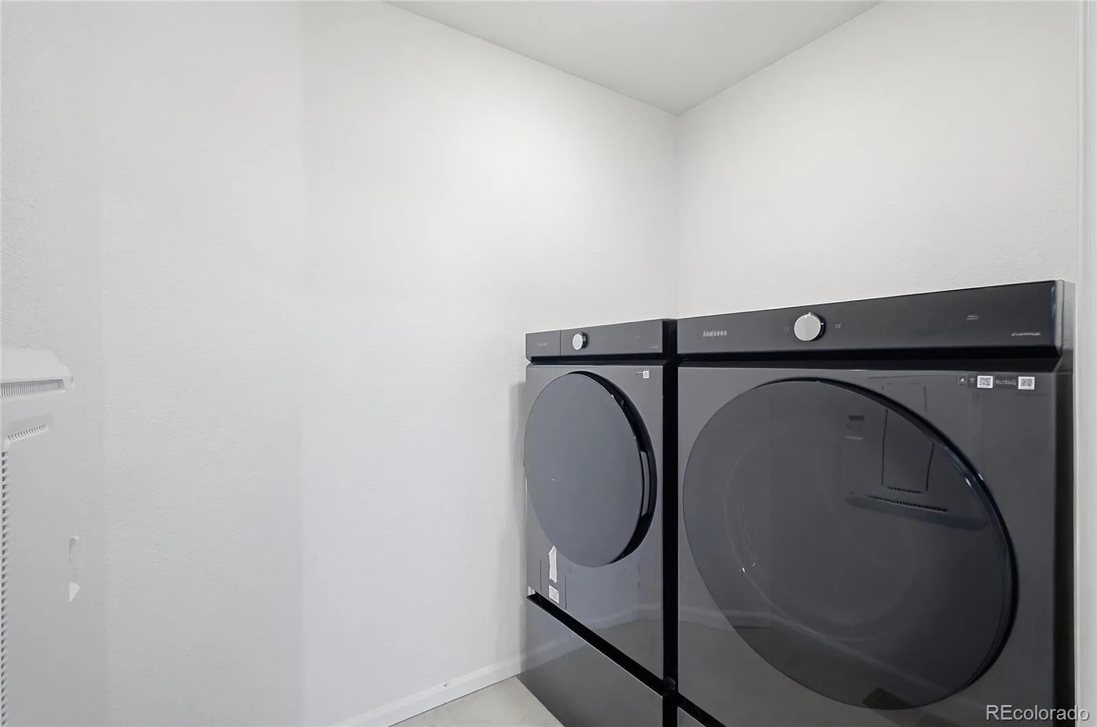 4003 N Quatar Court Aurora CO 80019 | MLS #REC2869753 07252026005514 1600 33