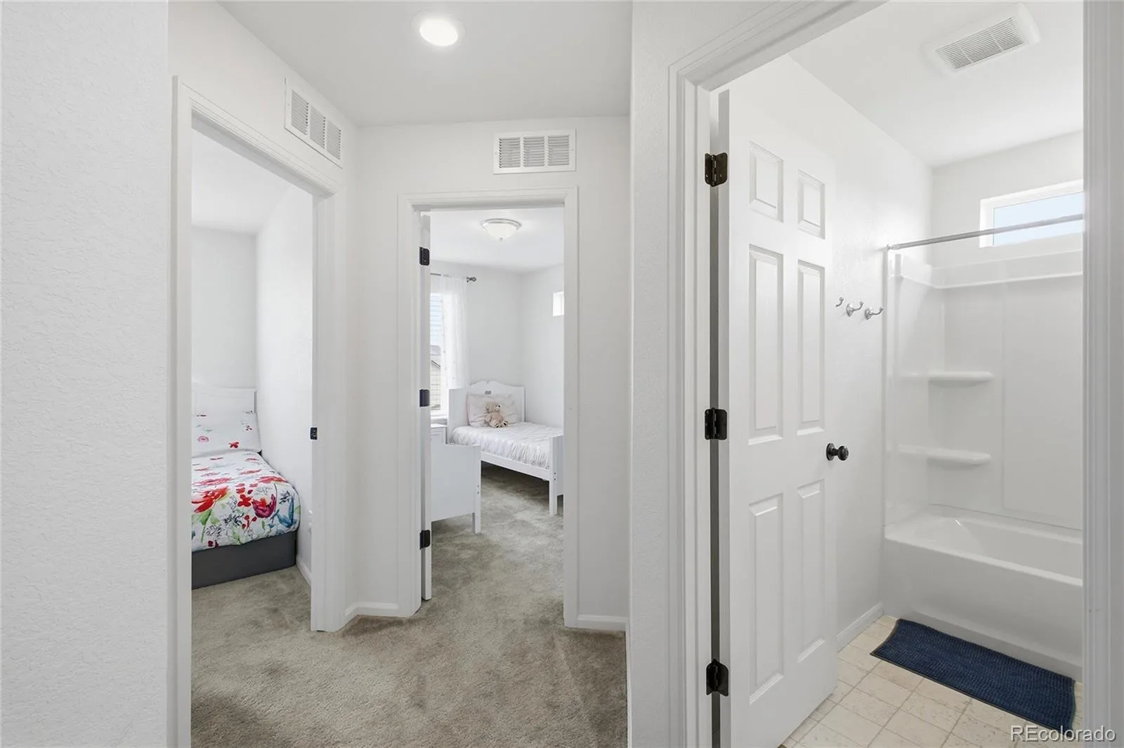 4003 N Quatar Court Aurora CO 80019 | MLS #REC2869753 07252026005514 1600 35