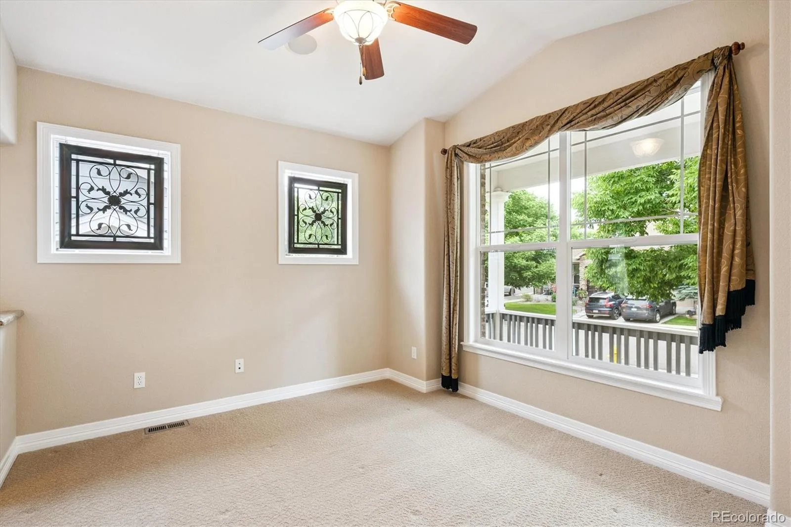 8225 W 67th Place Arvada CO 80004 MLS #REC2870761 06102026074301 1600 12