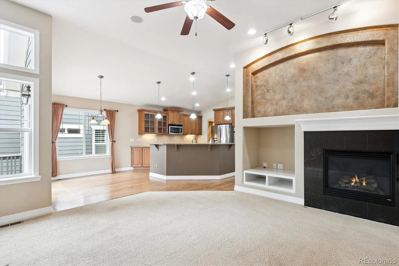 8225 W 67th Place Arvada CO 80004 MLS #REC2870761 06102026074301 1600 21