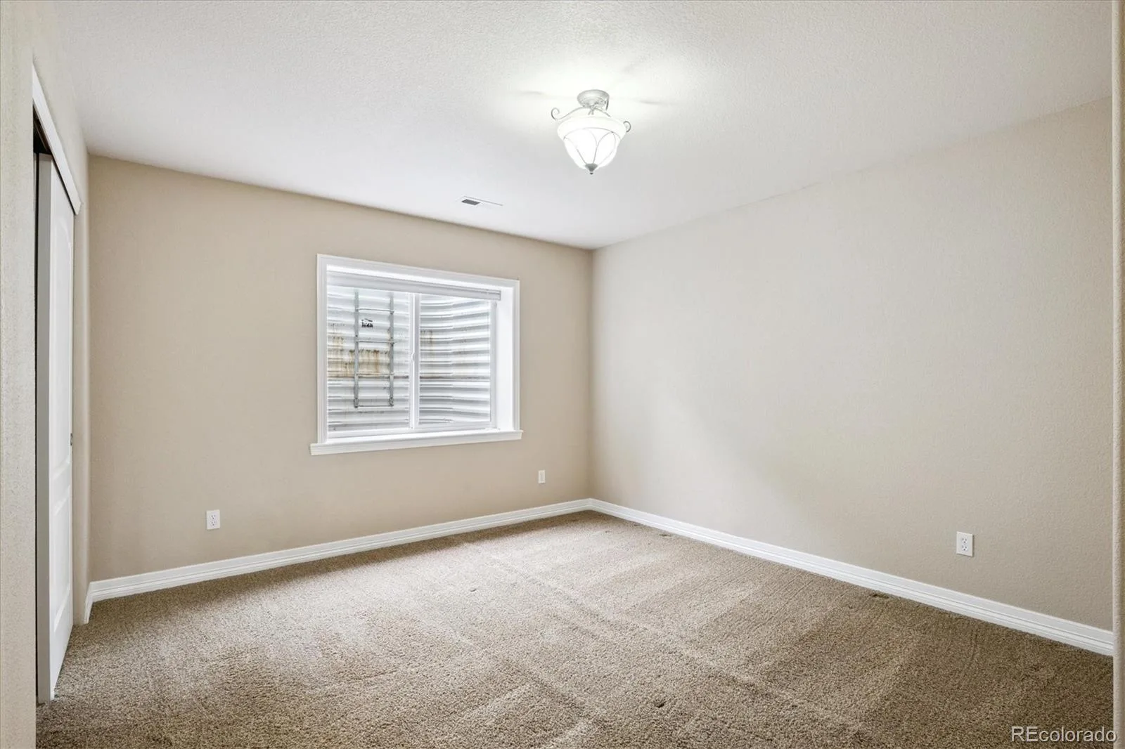 8225 W 67th Place Arvada CO 80004 MLS #REC2870761 06102026074301 1600 34