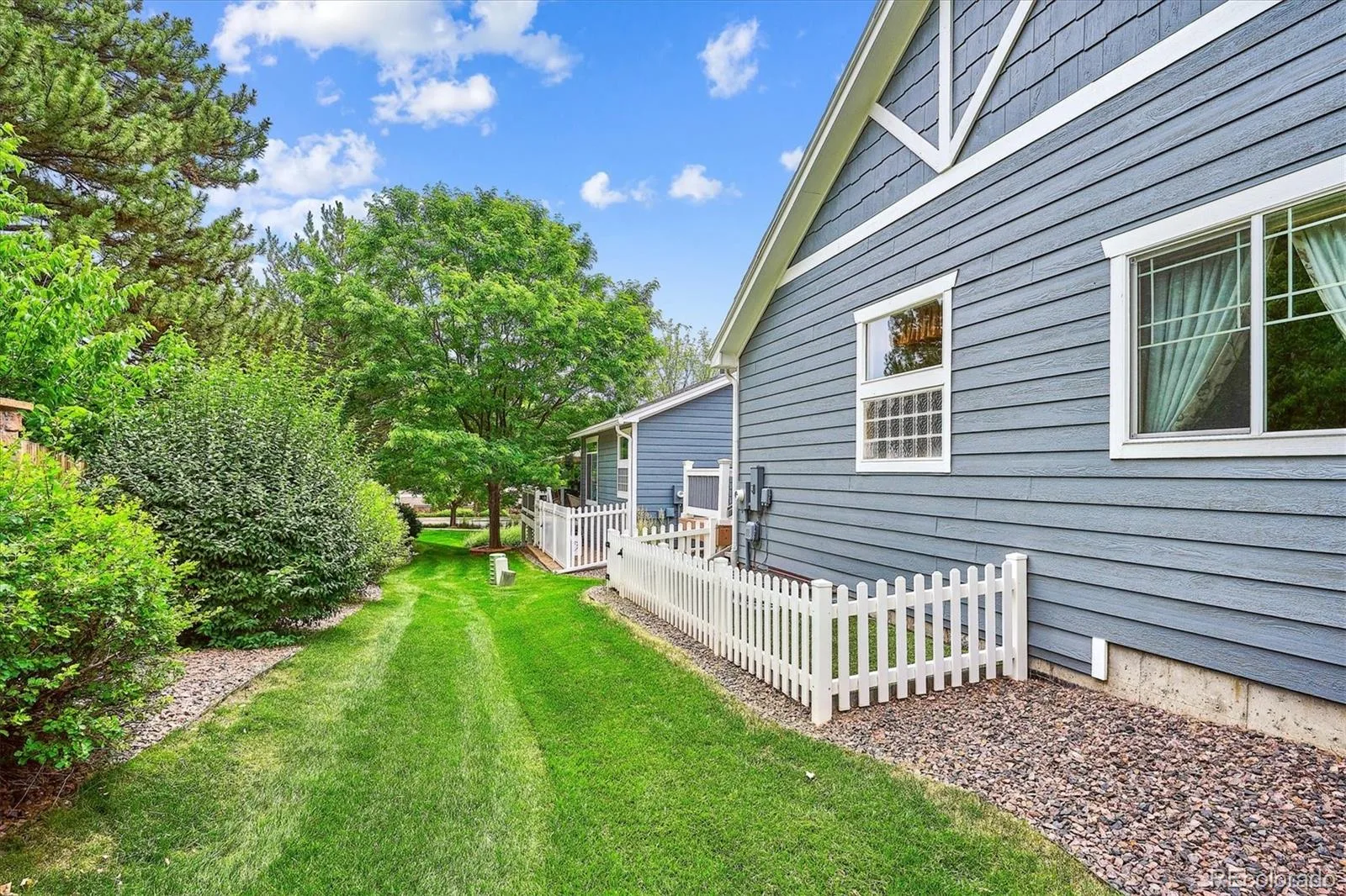 8225 W 67th Place Arvada CO 80004 MLS #REC2870761 06102026074301 1600 41