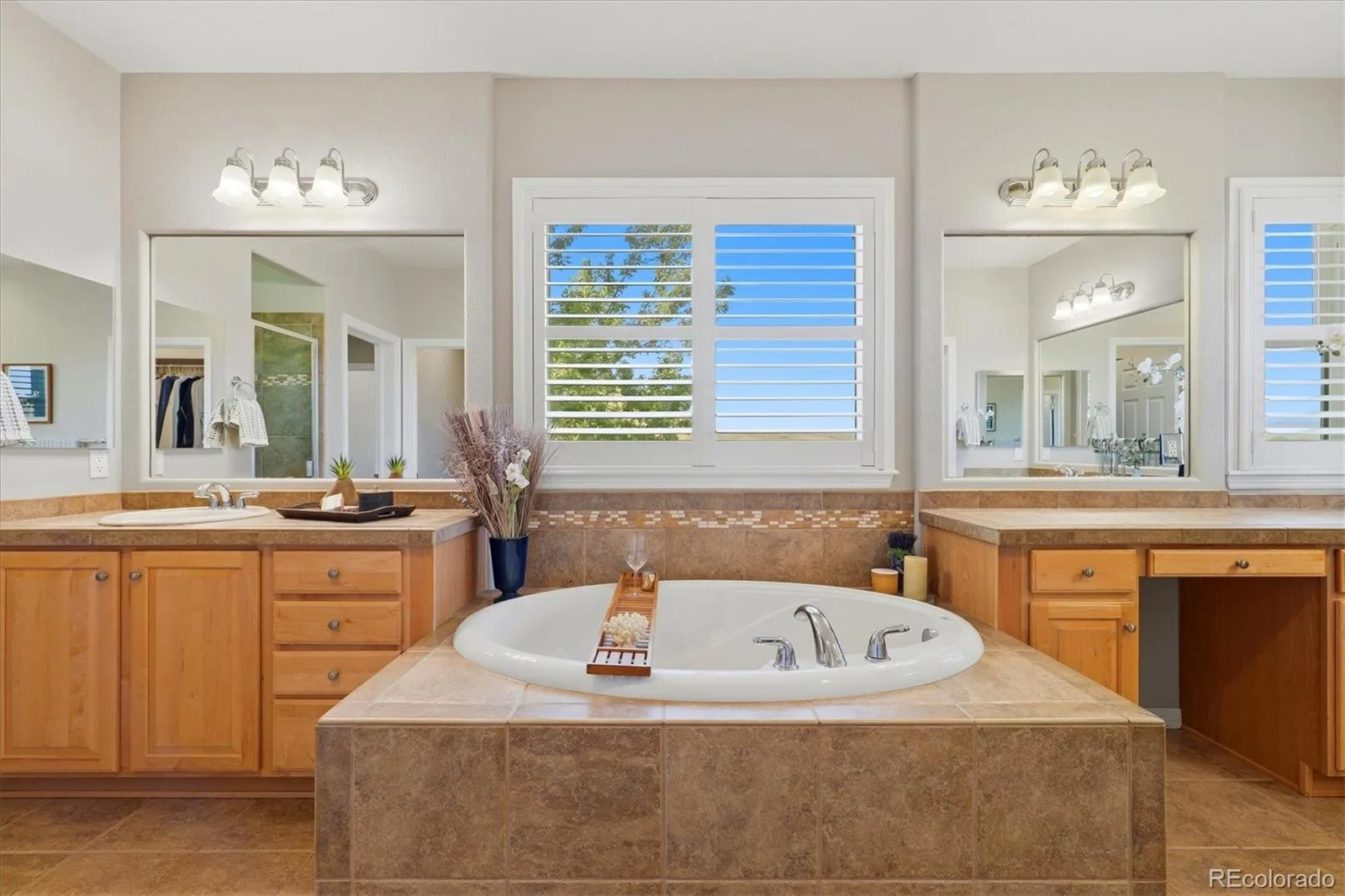 2516 Shadecrest Place Highlands Ranch CO 80126 | MLS #REC2875069 08122026171048 1600 26